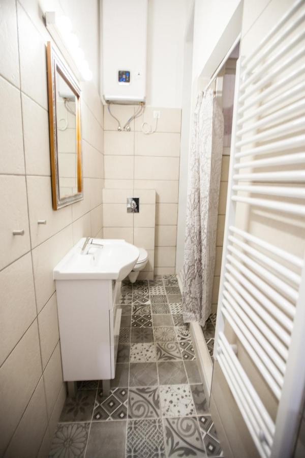 N40 By Small Home Budapest Exterior foto
