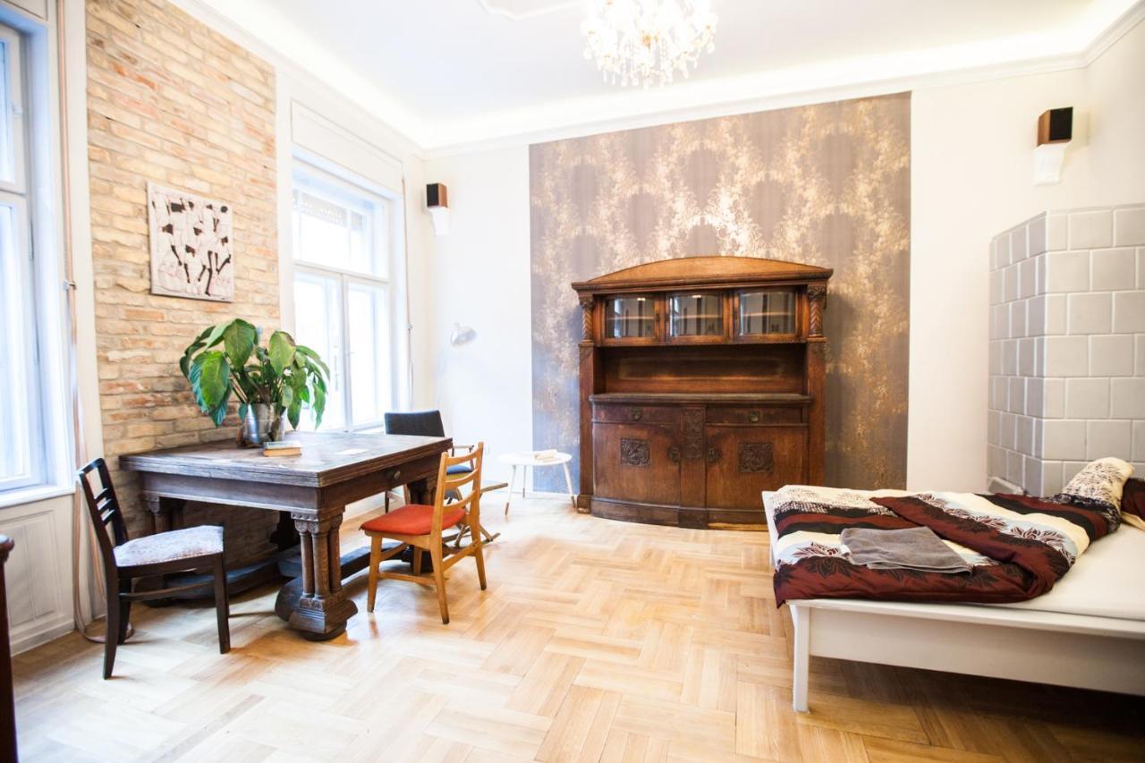 N40 By Small Home Budapest Exterior foto
